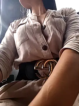 Astrid-- online show from December 2024 07:56:01 PM