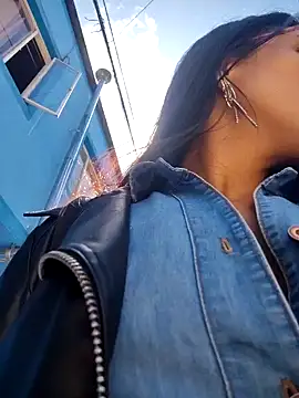 Astrid-- online show from January 2026 03:14:01 PM