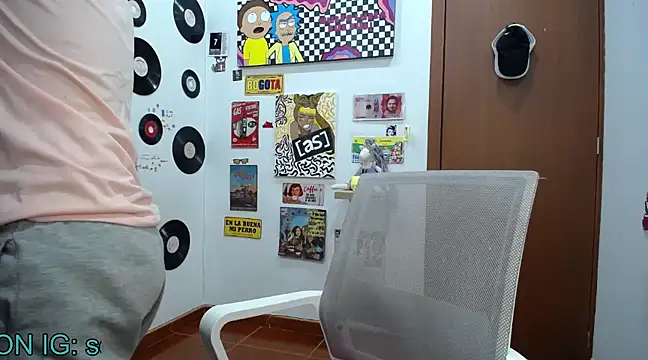 Snapshot of 9_Fernanda_9 chatting on February 2025 05:41:01 AM 9 Fernanda 9 online show from February 2025 05:41:01 AM