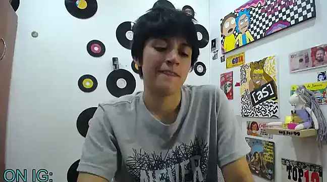 Snapshot of 9_Fernanda_9 chatting on February 2025 12:08:01 AM 9 Fernanda 9 online show from February 2025 12:08:01 AM