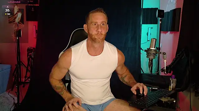 FiftyShadez online show from October 2025 03:21:02 PM