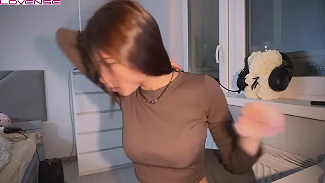 Snapshot of YourOblivion chatting on February 2025 05:49:02 PM YourOblivion online show from February 2025 05:49:02 PM