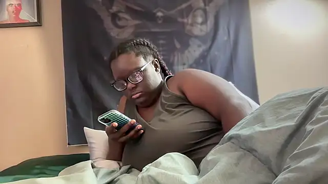 Snapshot of Yagurl__west chatting on January 2025 07:26:01 PM Yagurl west online show from January 2025 07:26:01 PM