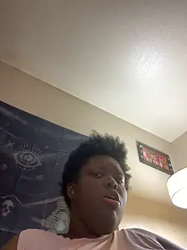 Snapshot of Yagurl__west chatting on March 2025 12:18:02 AM Yagurl west online show from March 2025 12:18:02 AM