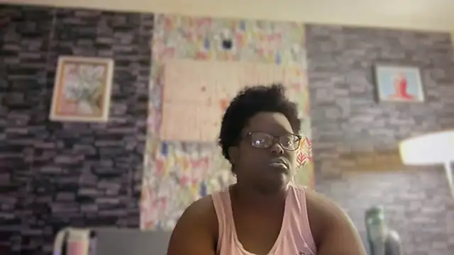 Snapshot of Yagurl__west chatting on September 2025 04:46:02 AM Yagurl west online show from September 2025 04:46:02 AM