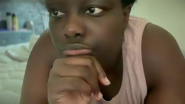 Snapshot of Yagurl__west chatting on September 2025 09:20:02 PM Yagurl west online show from September 2025 09:20:02 PM