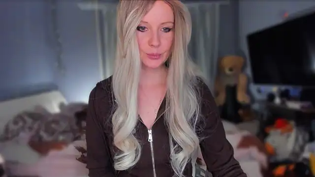 KlementinaBbG online show from February 2026 08:38:02 PM