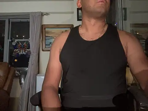 Snapshot of ThickDick_Daddy chatting on September 2025 06:26:02 AM ThickDick Daddy online show from September 2025 06:26:02 AM
