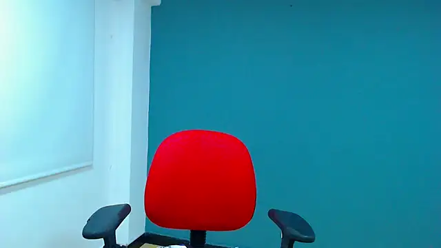 danna- roouss online show from February 2026 02:53:01 AM