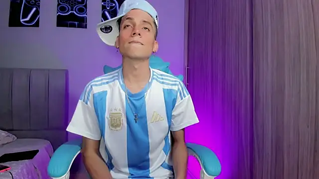 jake and joaquin online show from September 2025 02:44:01 AM