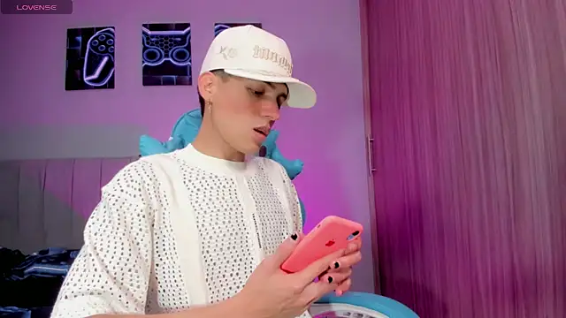 jake and joaquin online show from September 2025 01:52:01 AM