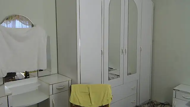 Zoro1999 online show from January 2025 01:24:01 PM