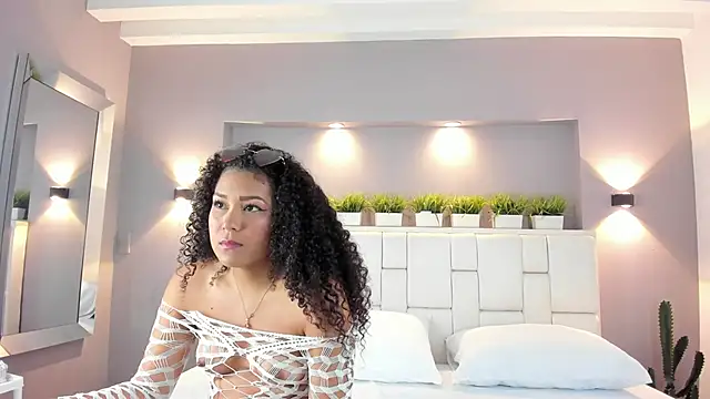 Ashleyy23x online show from October 2025 12:00:02 PM