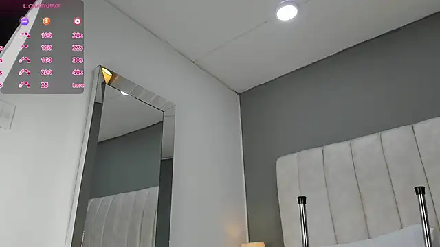 Ashleyy23x online show from November 2025 07:57:02 PM