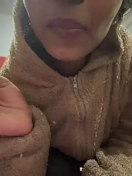 PARI Hun online show from January 2025 08:59:01 PM