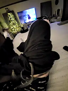 JoJob10 online show from December 2025 10:59:02 PM