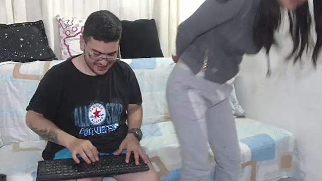 luxury sex 17 online show from February 2026 10:16:02 PM