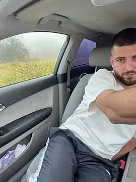 ElChapoGuzman95 online show from November 2025 06:56:02 AM