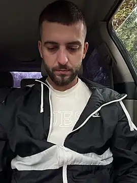 ElChapoGuzman95 online show from November 2025 06:51:02 AM