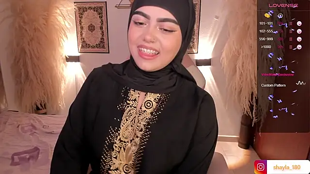 Snapshot of shayla_18 chatting on December 2024 08:17:01 PM shayla 18 online show from December 2024 08:17:01 PM