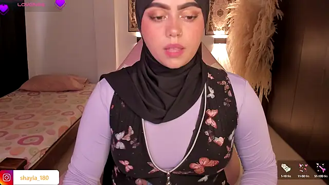 Snapshot of shayla_18 chatting on September 2025 08:31:01 PM shayla 18 online show from September 2025 08:31:01 PM