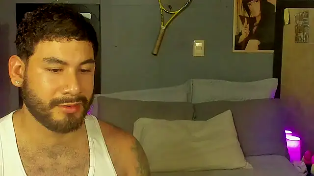 Prometeo-grizzly online show from January 2025 09:01:01 PM