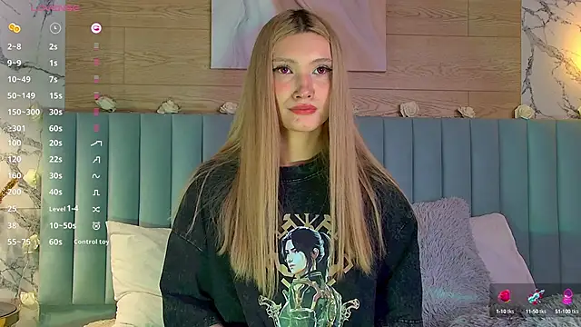 CarolReeves online show from January 2025 09:02:02 AM