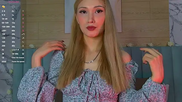 CarolReeves online show from March 2025 09:24:02 AM