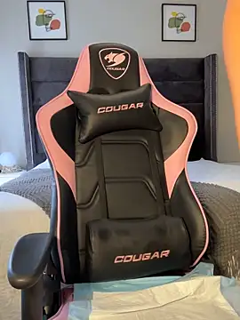 Snapshot of Neelo-Smith chatting on February 2025 07:07:02 AM Neelo-Smith online show from February 2025 07:07:02 AM