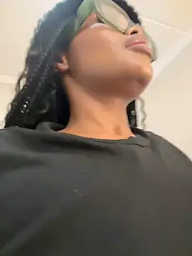 Snapshot of Neelo-Smith chatting on February 2025 09:59:01 PM Neelo-Smith online show from February 2025 09:59:01 PM