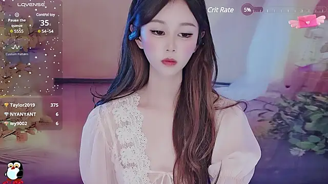 Aimee-520 online show from February 2025 04:44:01 PM