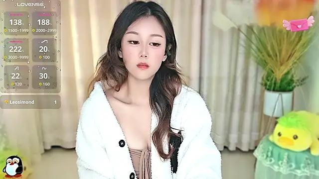 Aimee-520 online show from November 2025 12:46:01 AM