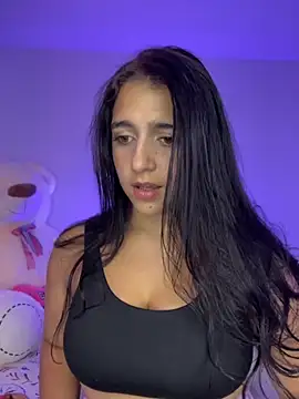 Alicia Ruiz online show from September 2025 05:49:01 PM