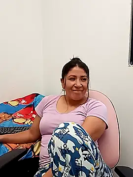 Snapshot of nammy__dirtyhott chatting on February 2026 05:38:01 PM nammy dirtyhott online show from February 2026 05:38:01 PM