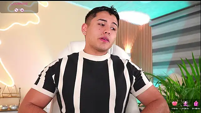 Snapshot of MatiasKorn chatting on September 2025 06:24:02 AM MatiasKorn online show from September 2025 06:24:02 AM