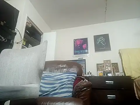 Snapshot of ColdVisitor chatting on September 2025 10:05:01 AM ColdVisitor online show from September 2025 10:05:01 AM