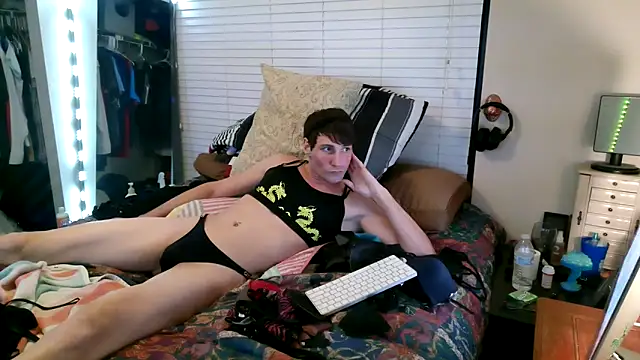 Snapshot of ashleysimmons chatting on February 2025 09:53:02 PM ashleysimmons online show from February 2025 09:53:02 PM