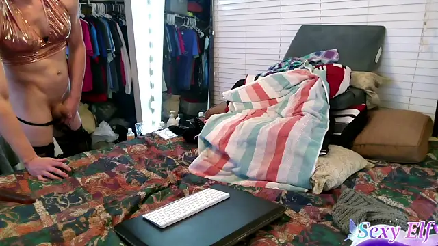 Snapshot of ashleysimmons chatting on March 2025 10:02:01 AM ashleysimmons online show from March 2025 10:02:01 AM