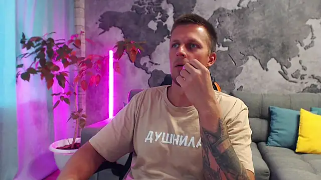 VikingChrisss online show from October 2025 09:51:01 AM