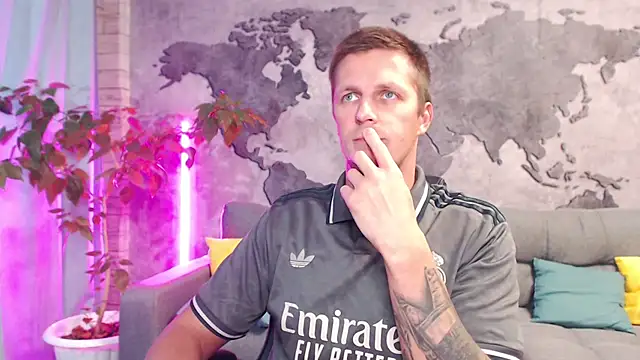 VikingChrisss online show from November 2025 11:12:01 AM