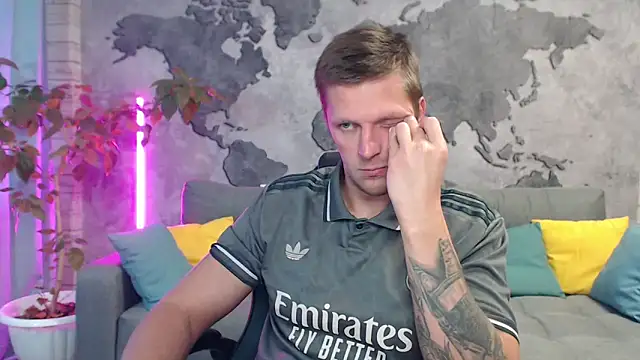 VikingChrisss online show from November 2025 10:36:02 AM