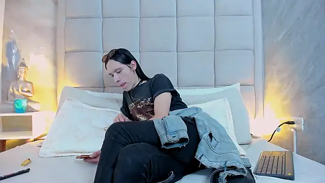 Hecatee 77 online show from October 2025 07:58:02 PM