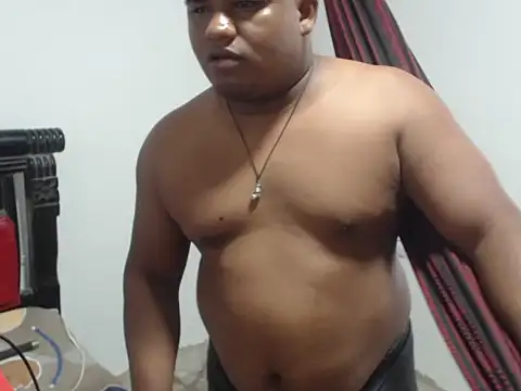 PONSE LATINO online show from October 2025 04:15:02 PM