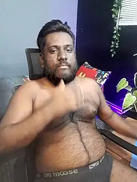 Rayansmith  online show from November 2025 02:28:01 PM