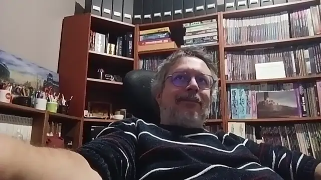 Mandra is a whore online show from November 2025 06:53:02 PM