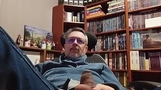 Mandra is a whore online show from November 2025 07:02:02 PM