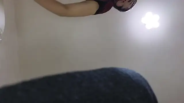 Snapshot of MIYAMOTO_MARINA chatting on December 2024 08:37:01 PM MIYAMOTO MARINA online show from December 2024 08:37:01 PM