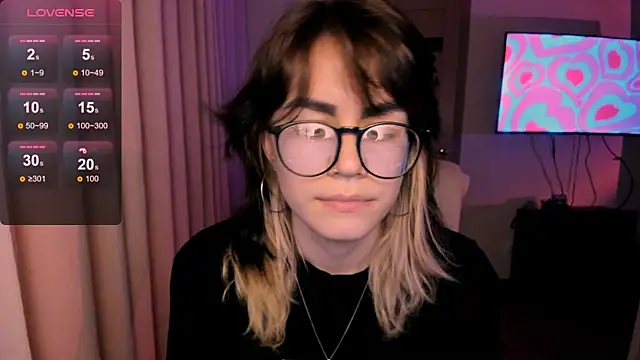 Snapshot of _selectrra chatting on January 2025 03:04:01 PM selectrra online show from January 2025 03:04:01 PM