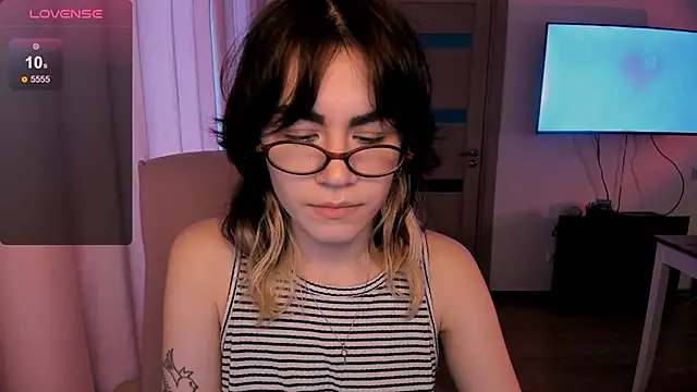 Snapshot of _selectrra chatting on January 2025 11:10:02 AM selectrra online show from January 2025 11:10:02 AM