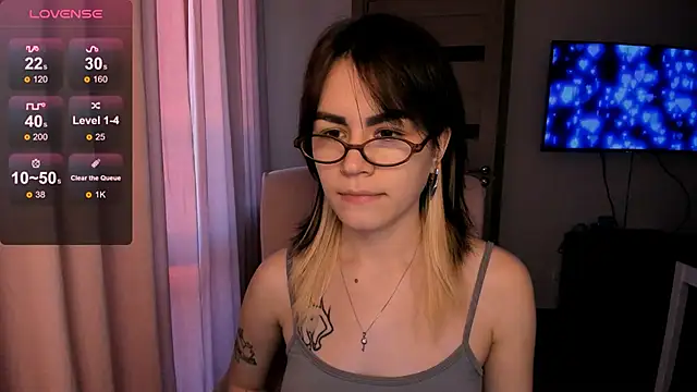 Snapshot of _selectrra chatting on January 2025 02:14:01 PM selectrra online show from January 2025 02:14:01 PM